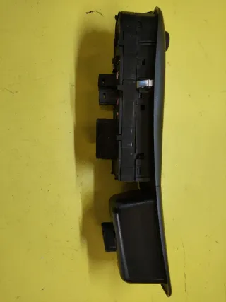 BOTONERA ELEVALUNAS PEUGEOT 406 BERLINA 8B