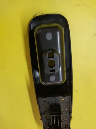 BOTONERA ELEVALUNAS PEUGEOT 406 BERLINA 8B