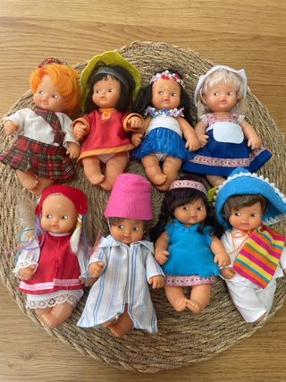 Lote 8 Muñecas Barriguitas Famosa