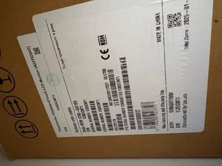 Monitor LCD Touch + ThinkCentre TIO24Gen5