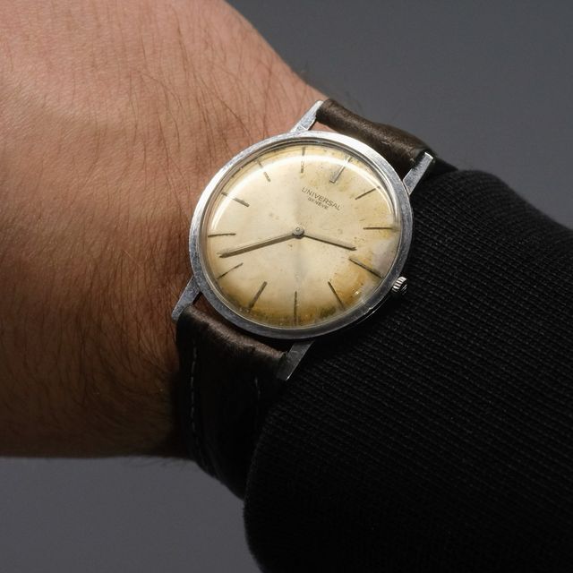 Reloj Universal Genève Cuerda Manual Acero