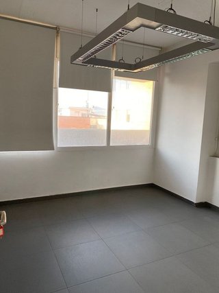 Oficina en venta en Centre en Cornellà de Llobregat