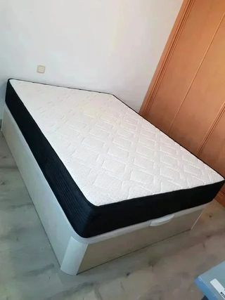 Camas : Canapes abatibles , colchones y somieres.