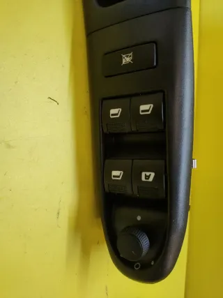 BOTONERA ELEVALUNAS PEUGEOT 406 BERLINA