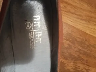 Zapatos bailarinas con pequeña  cuña de ante