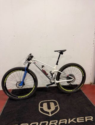Mondraker F Podium RR 2022