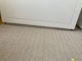 Vitrina madera lacada blanco con puertas cristal