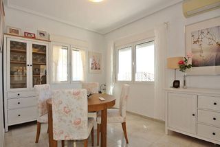 Casa adosada en venta en Nueva Torrevieja - Aguas Nuevas en Torrevieja