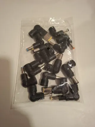Adaptador AC Universal 19.5V 4.62A + Conectores
