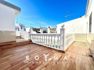 Casa adosada en venta en Vista Azul - Consolación en Dos Hermanas