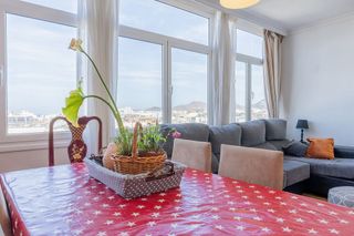 Piso en alquiler en Santa Catalina - Canteras en Palmas de Gran Canaria(Las)