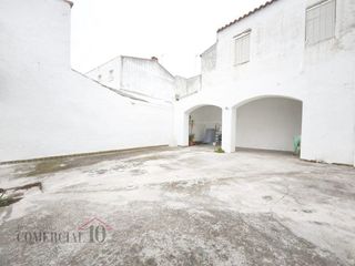 Chalet en venta en Olivenza