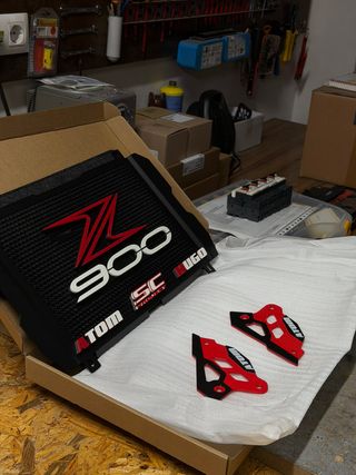 Kit Rejilla 3D + Taloneras Z900