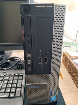 Ordenador de sobremesa Dell Negro