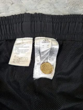 Pantalones Adidas Vintage Y2K Negros y Blancos