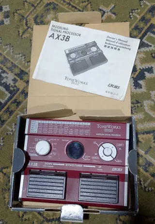 Pedal efectos Korg AX3B