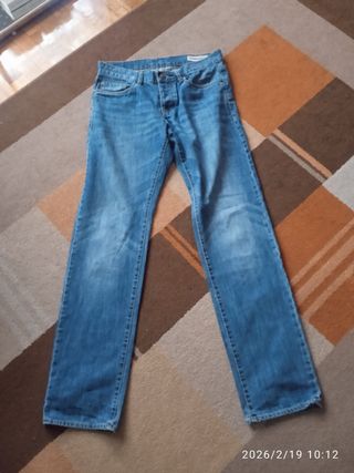 Pantalón vaquero recto