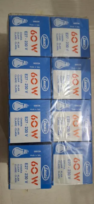 8 Lampadine Leuci 60W Nuove