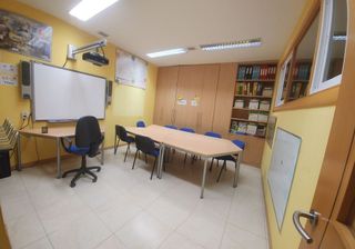 Local comercial en venta en San Francisco Javier en Granada