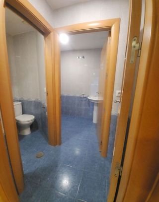 Local comercial en venta en San Francisco Javier en Granada