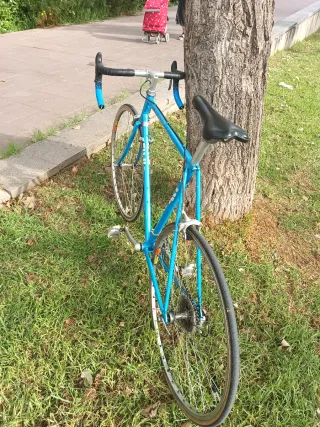 Bicicleta Fuji Roubaix Azul