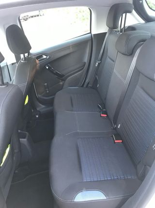 Peugeot 208 - 123.000km - 2014