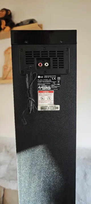 Altavoz Torre LG Negro