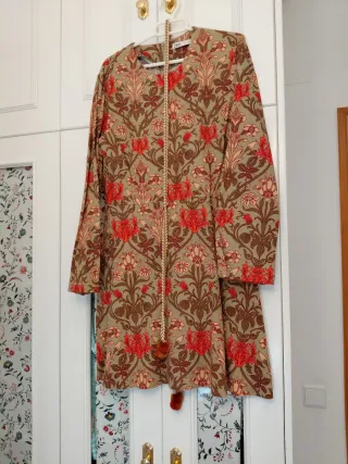 Vestido Zara flores verde y naranja