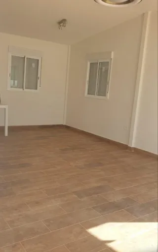 Techos y paredes panel sándwich Sevilla. Montaje.