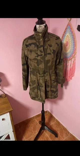 Chaquetón militar camuflaje mujer