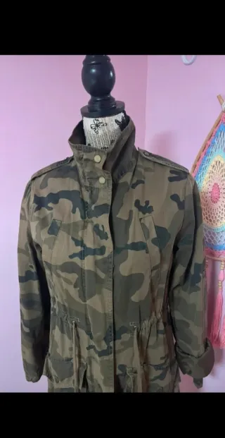 Chaquetón militar camuflaje mujer