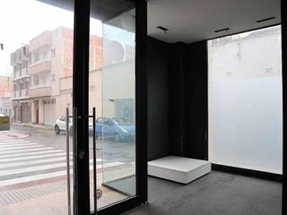 Local comercial en venta en Amposta