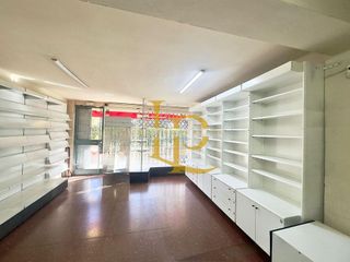Local comercial en venta en Les Torres - Ca n'Alzamora en Rubí