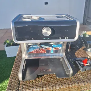 Cecotec Cafetera Express Barista Cream 20 bares