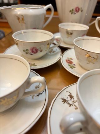 Juego de té o café porcelana antigua.