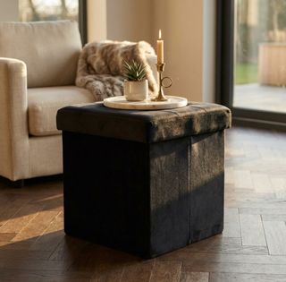 Pouf Quadrato in Velluto Nero Poggiapiedi 38 cm