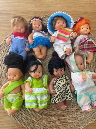 Lote 8 Muñecas Famosa