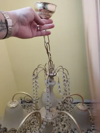 Lámpara de techo antigua dorada