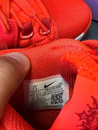 Nike LeBron Witness Scarpe Rosse Tg 40.5