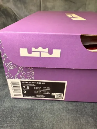 Nike LeBron Witness Scarpe Rosse Tg 40.5