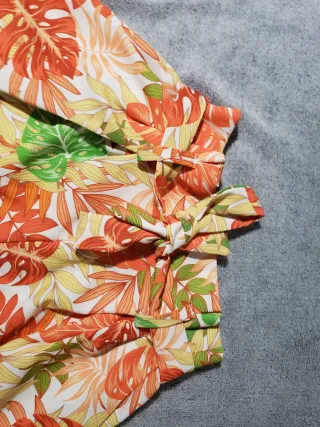 Pantalones cortos estampado tropical