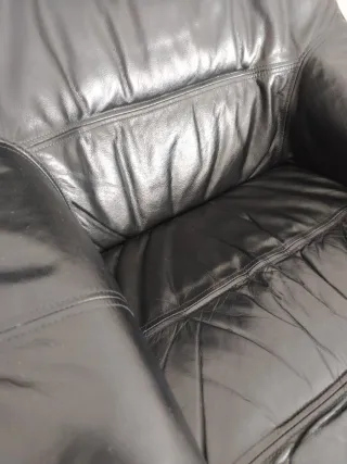 Butaca / Sillón de piel negro