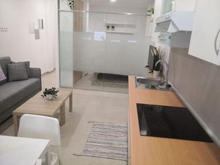 Piso en alquiler en Santa Catalina - Canteras en Palmas de Gran Canaria(Las)