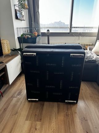 Puff reposapiés piel marrón cuadrado