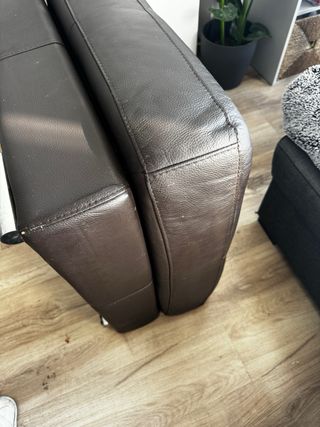 Puff reposapiés piel marrón cuadrado