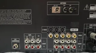 Amplificadores Harman Kardon AVR 1550 & Panasonic