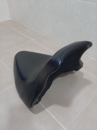 Asiento Le Pera para Harley Davidson Softail