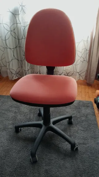 Silla de oficina naranja