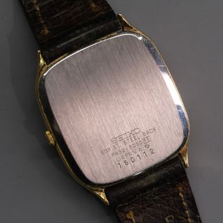 Seiko Quartz Chapado Oro Reloj Cushion