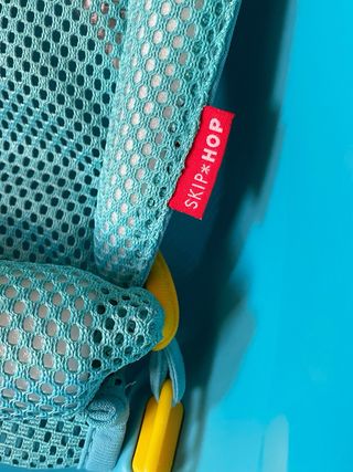 Bañera Skip Hop Ballena con enjuagador